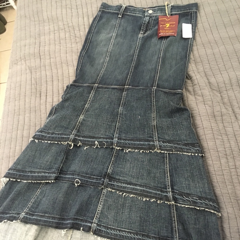 **SOLD**7 For All Mankind maxi denim skirt Size 27